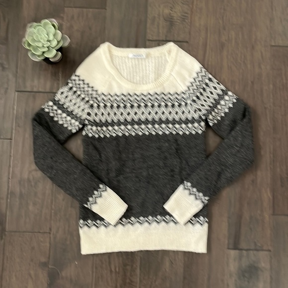 🌸 3/$25 Ricki’s | Sweater - Picture 2 of 6